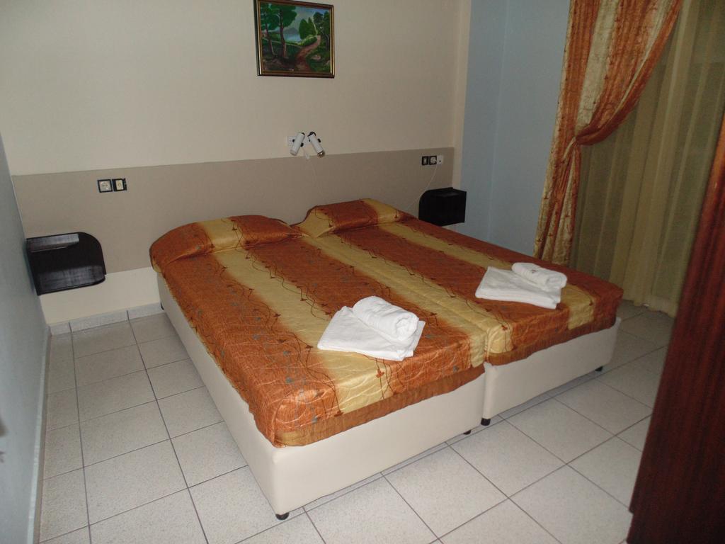 Hotel Europa Olympiakí Aktí Ngoại thất bức ảnh