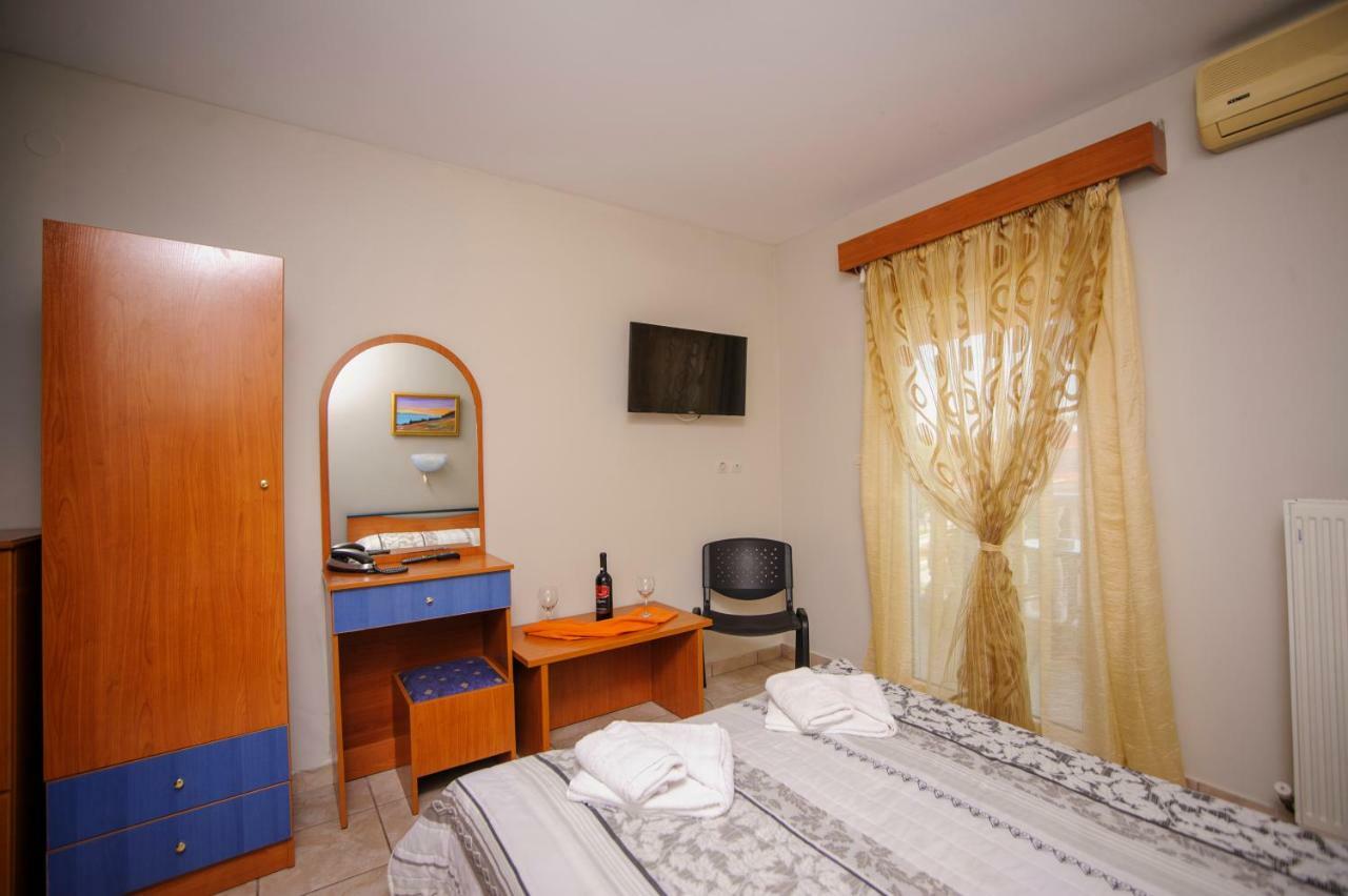 Hotel Europa Olympiakí Aktí Ngoại thất bức ảnh